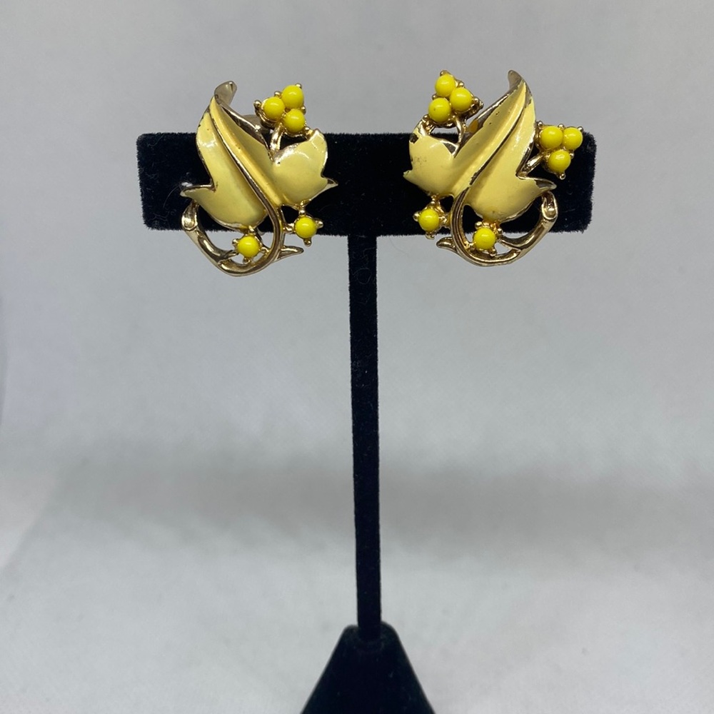 Vintage Coro Leaf Earrings